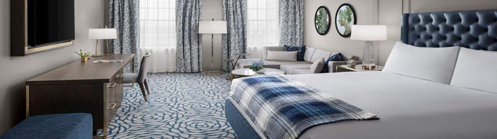 Guest Rooms in Lytle Park Historic District, Cincinnati