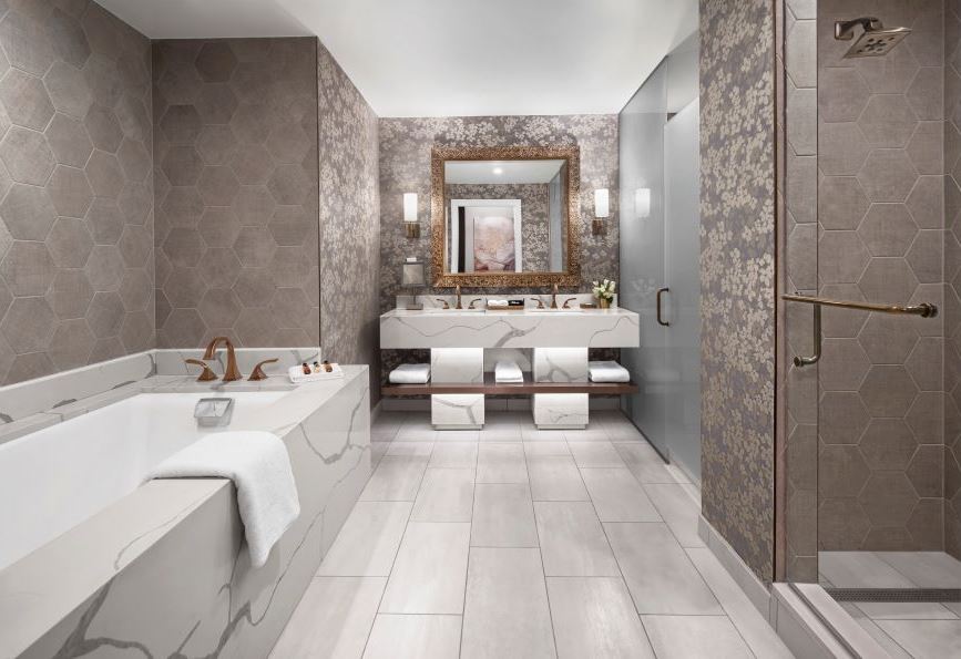 Room king, suite, Cincinnati